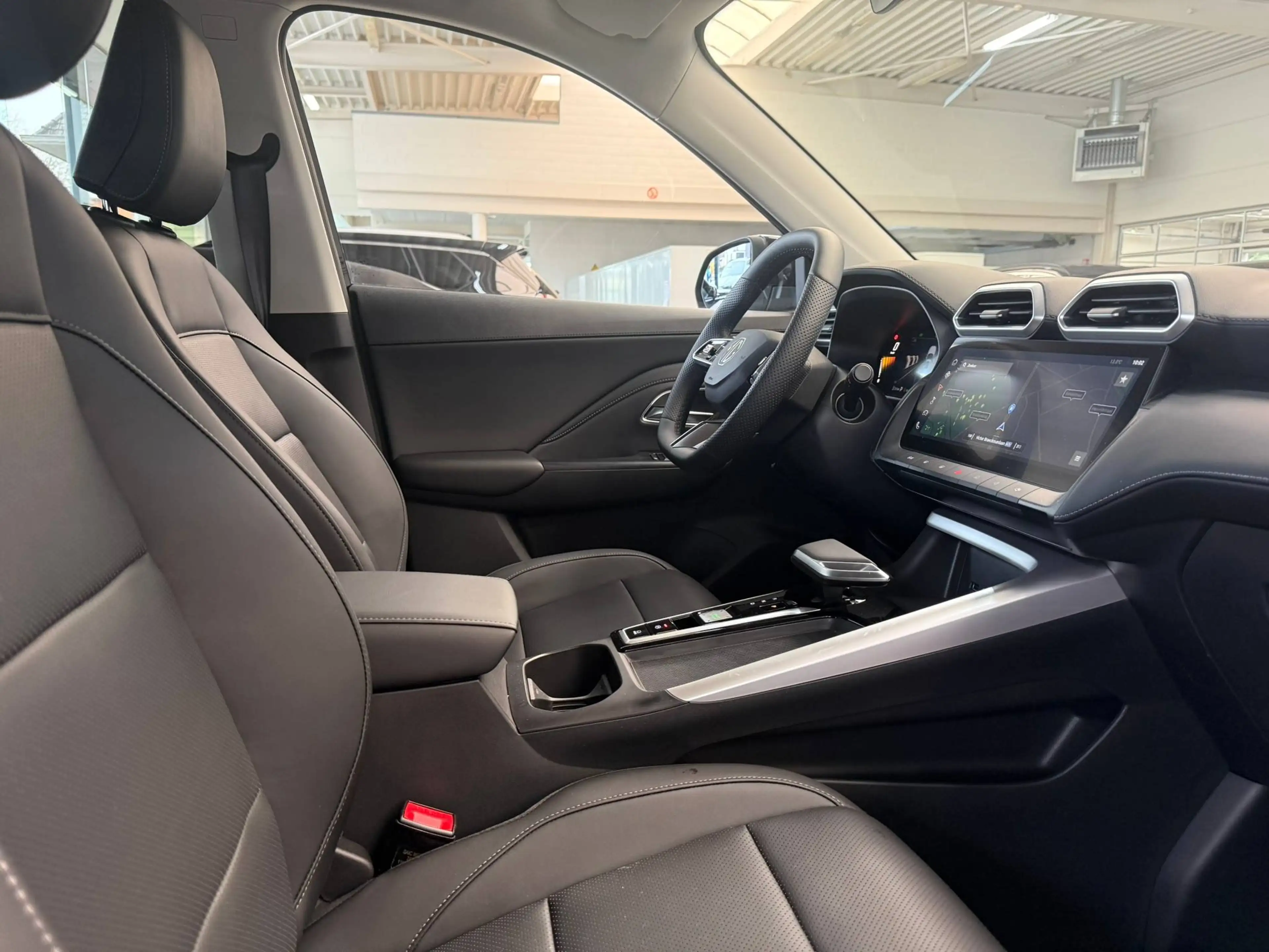 MG ZS 1.5i HYBRID+ 197pk(!!) LUXURY LEDER NAVI CAMERA ACC — photo 14