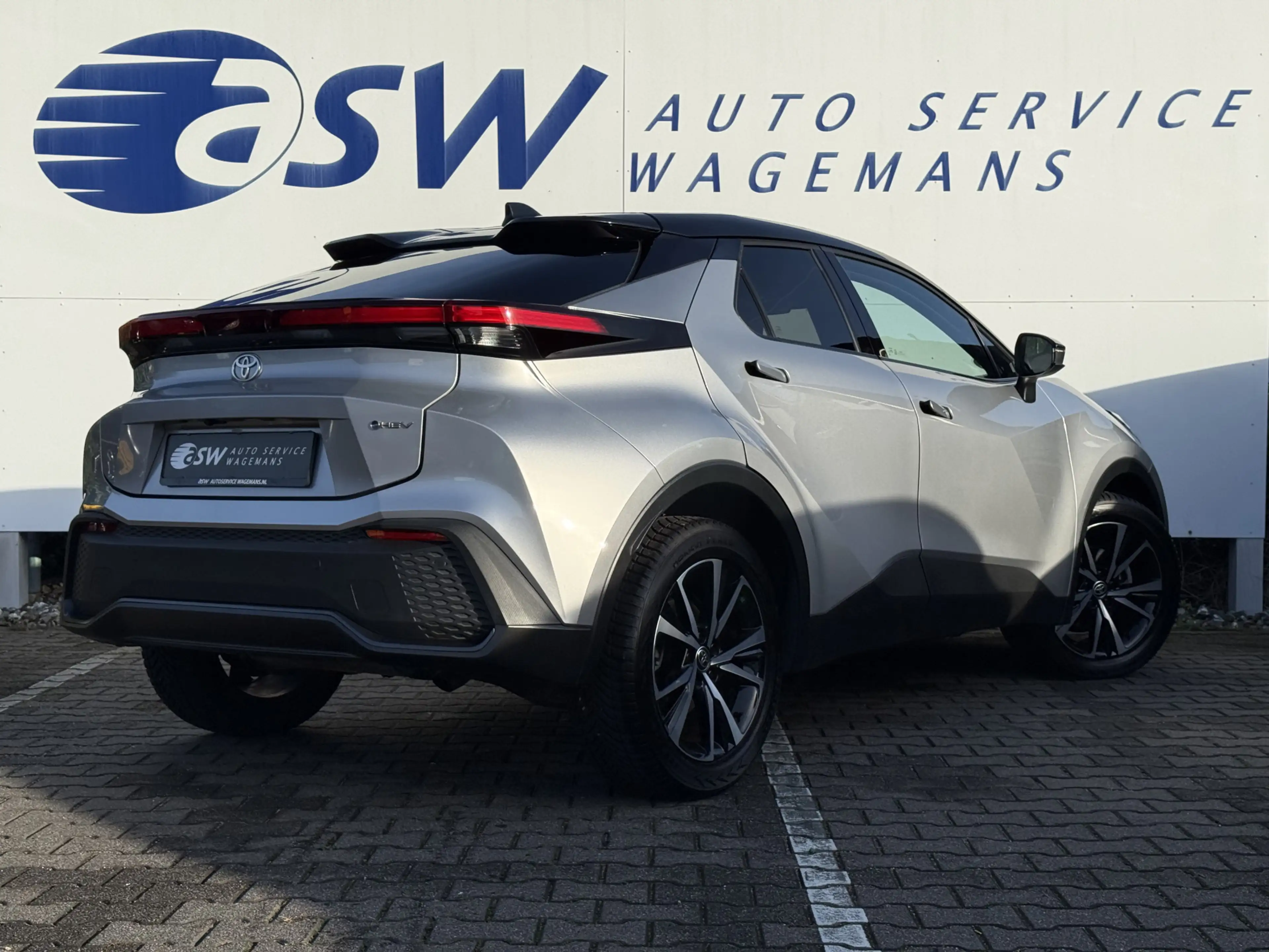 Toyota C-HR 1.8 Hybrid 140 First Edition | ACC | CarPlay | Ele — photo 5