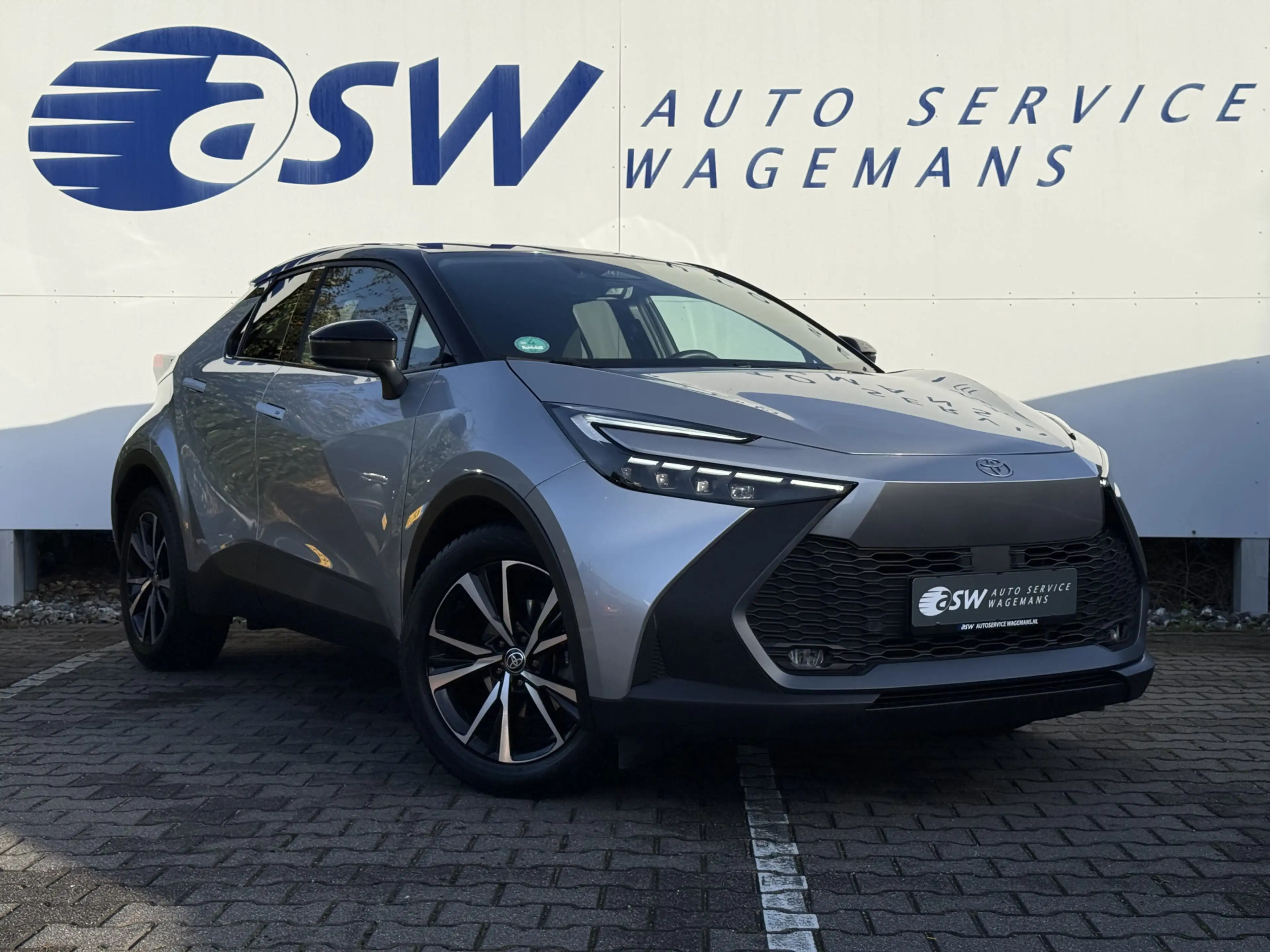Toyota C-HR 1.8 Hybrid 140 First Edition | ACC | CarPlay | Ele — photo 4