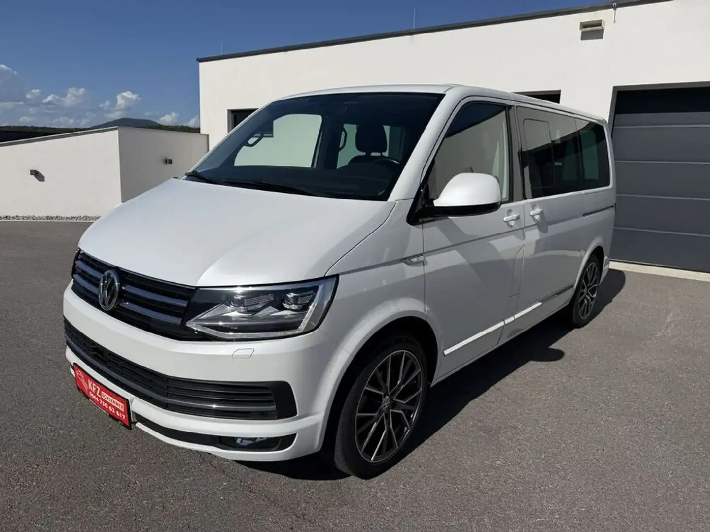 Volkswagen T6 Multivan Highline 4Motion DSG/ Weiß - 1