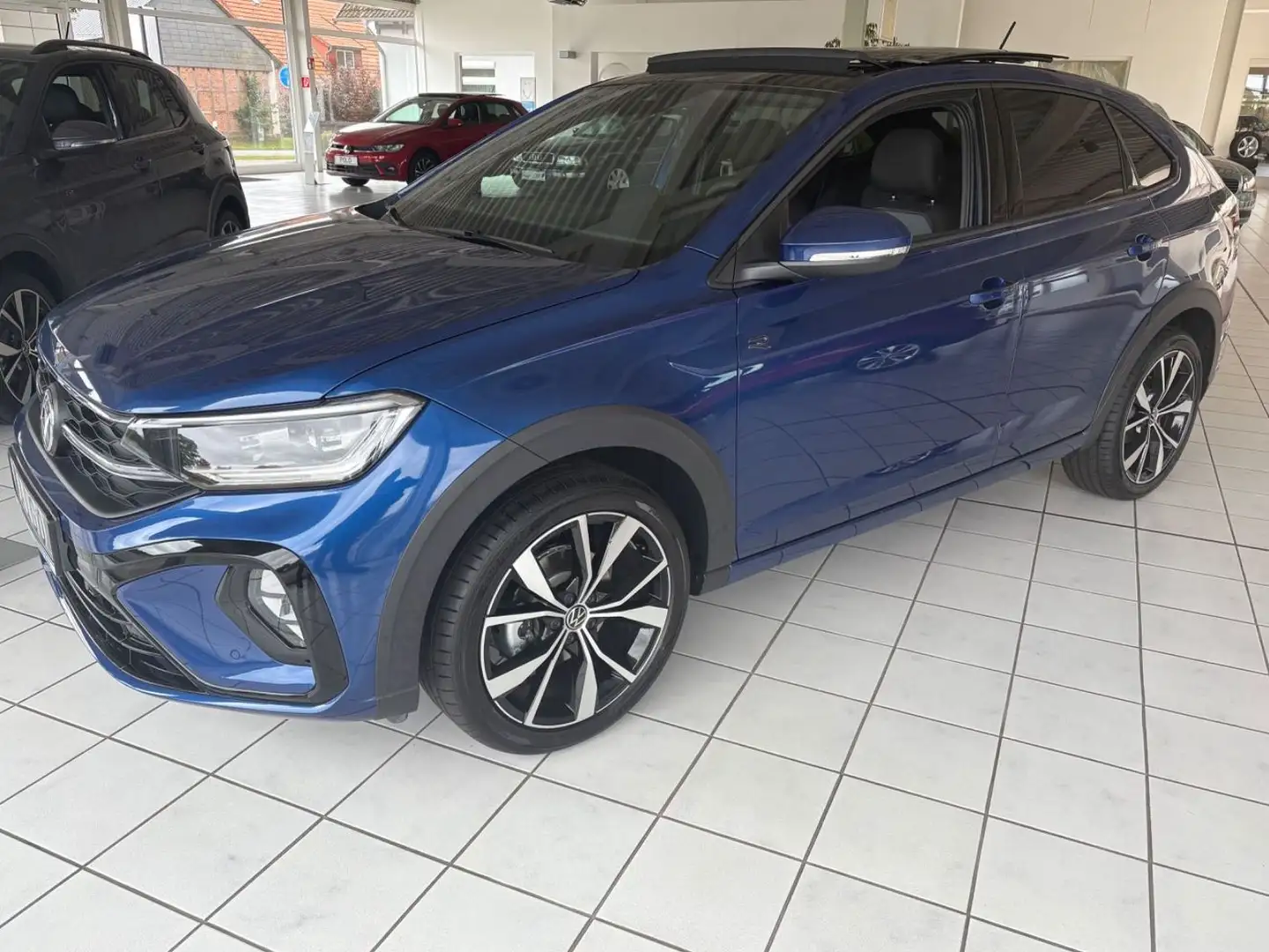 Volkswagen Taigo R-Line, DSG; Panoramadach, Blau - 2