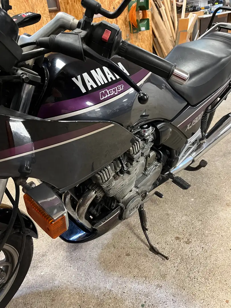 Yamaha XJ 900 F Black - 1