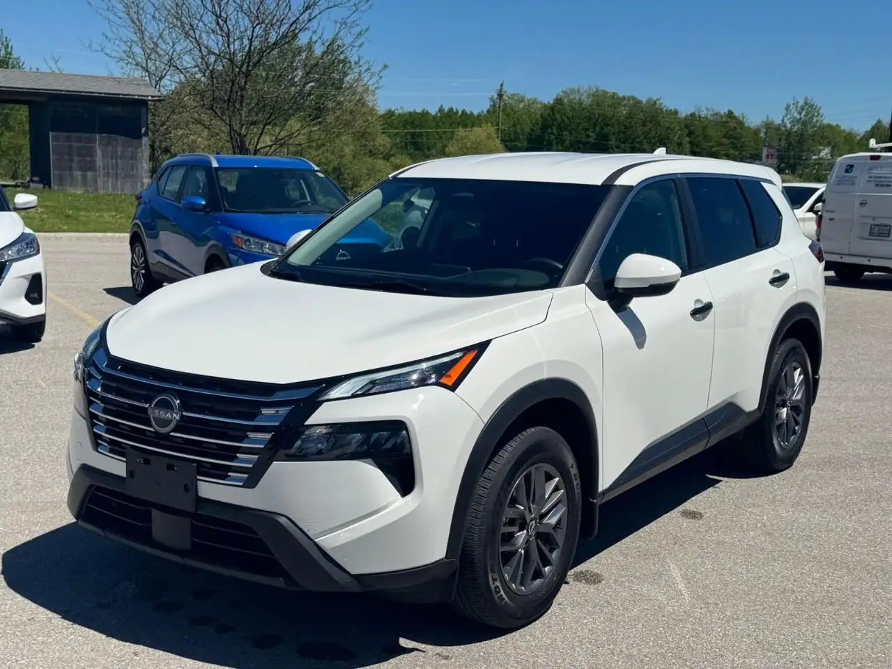 Nissan Rogue снимка Nissan Rogue
