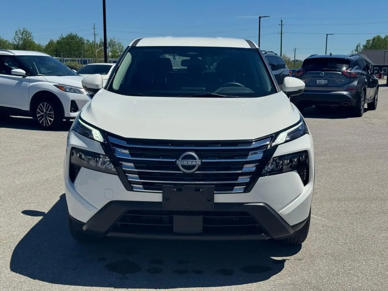 Nissan Rogue снимка Nissan Rogue