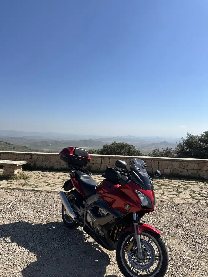 Honda CBF 1000