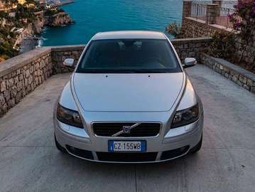 S40 II 2006 2.0d momentum Diesel