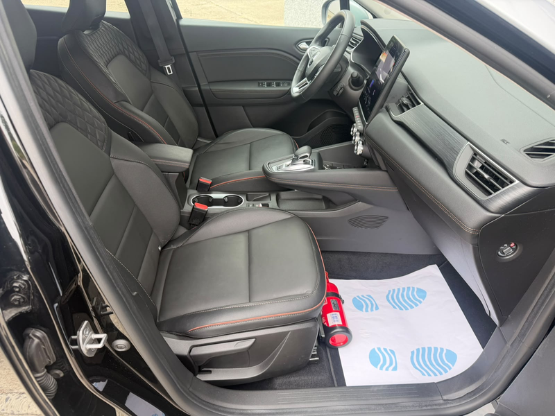 Renault Captur Captur 1.33 TCe MHEV Techno EDC GPF — photo 6