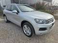 Volkswagen Touareg 3.0 TDI 204 CV tiptronic BlueMotion Techn. Executi Grau - thumbnail 2