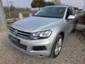 Volkswagen Touareg 3.0 TDI 204 CV tiptronic BlueMotion Techn. Executi Grau - thumbnail 4
