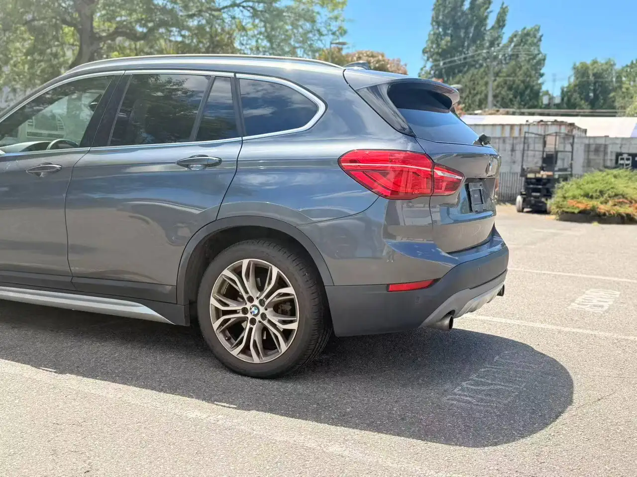 BMW X1 снимка BMW X1