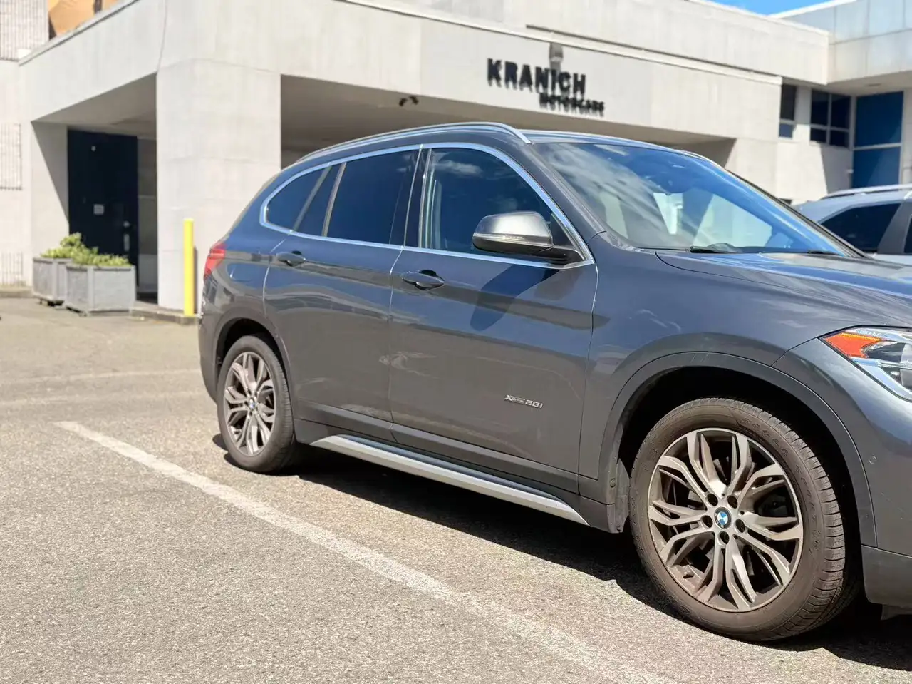 BMW X1 снимка BMW X1