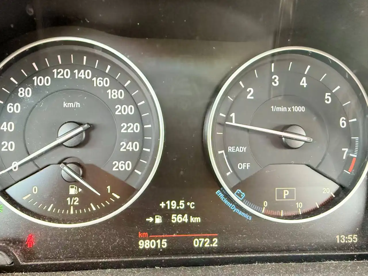 BMW X1 снимка BMW X1