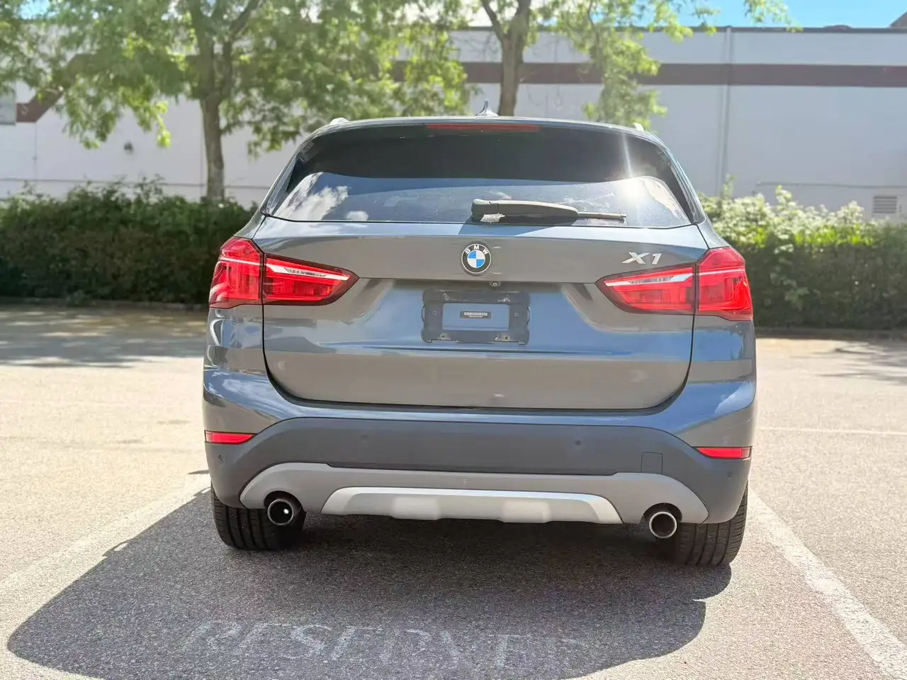 BMW X1 снимка BMW X1