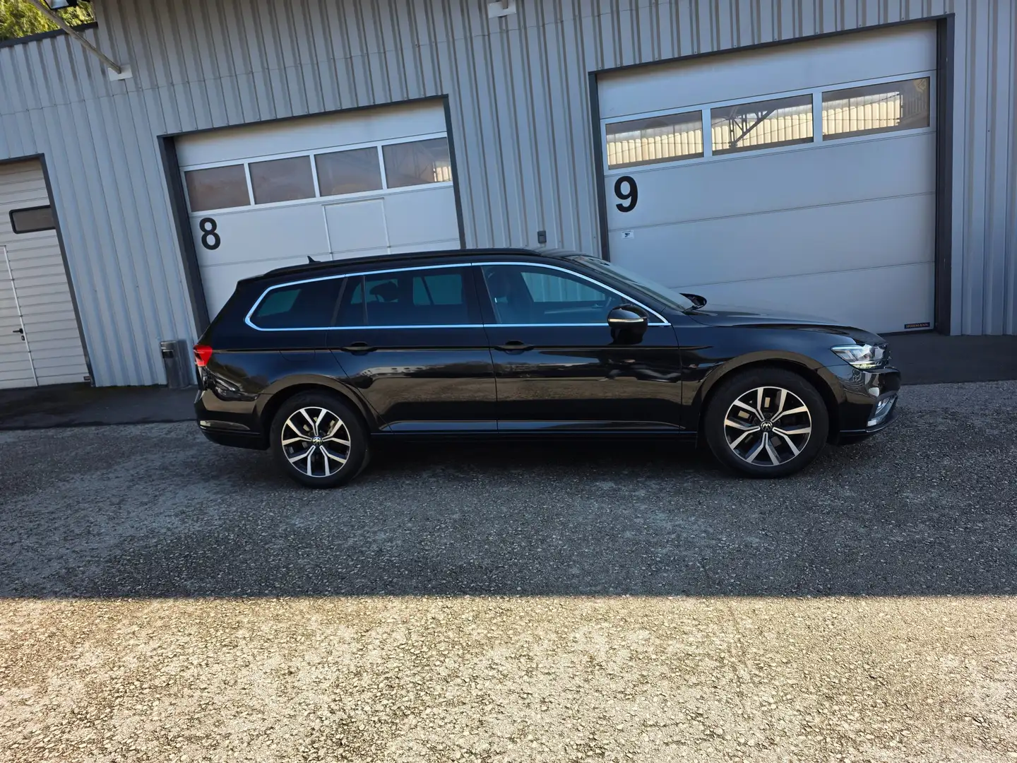 Volkswagen Passat Variant Business Schwarz - 1