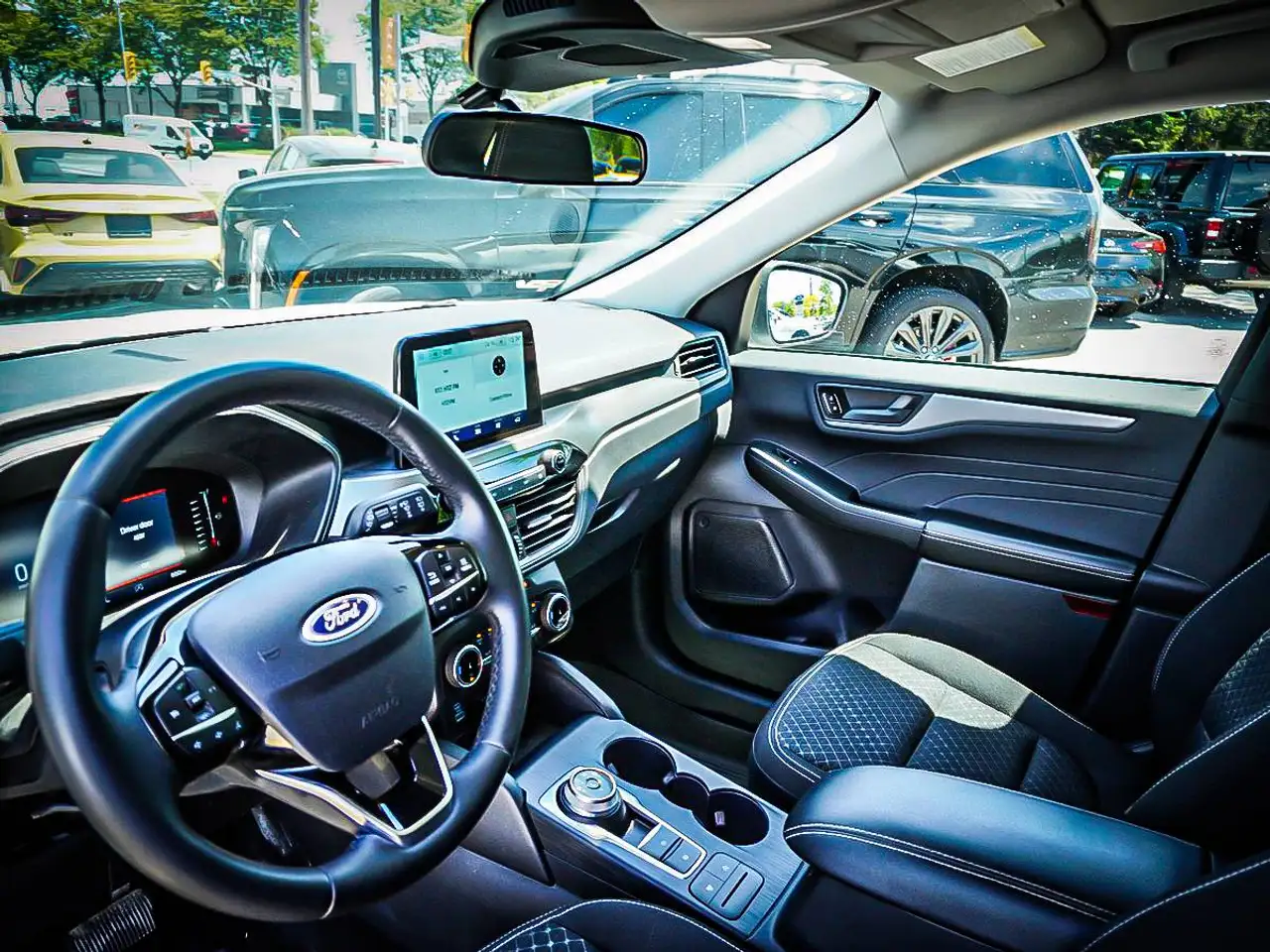 Ford Escape снимка Ford Escape