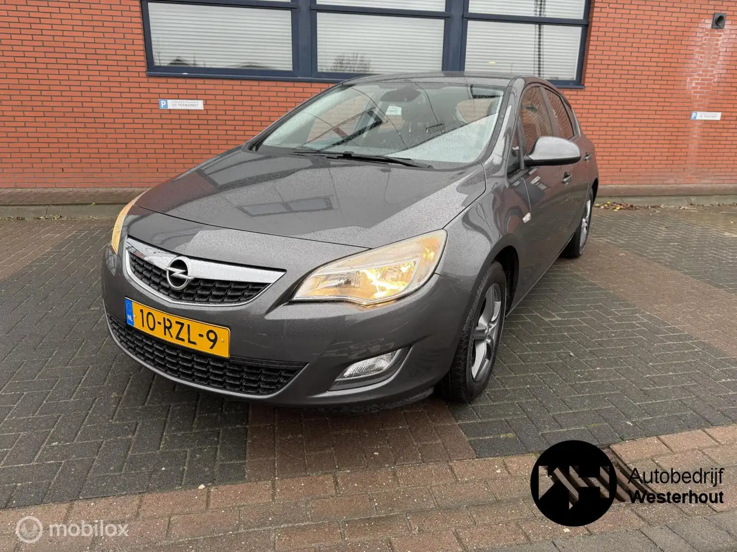 Opel Astra 1.4 Turbo Edition Navi NAP Airco Gris - 2
