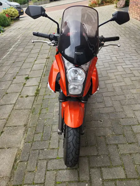 Kawasaki ER-6n - foto 7