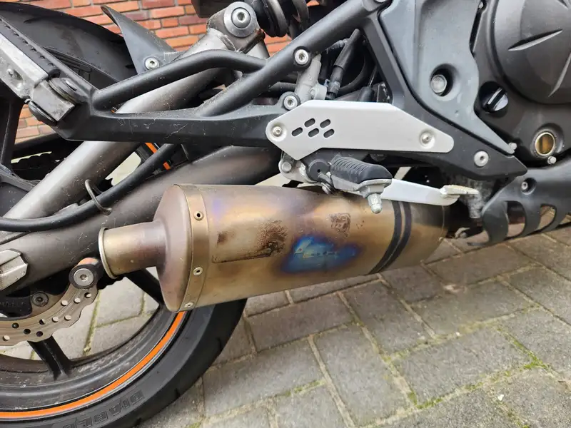 Kawasaki ER-6n - foto 5