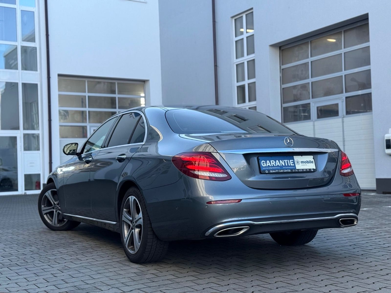 Mercedes-Benz E 450 LUXURY V6 4Matic 9G*WIDESCREEN*DISTR+*360K — photo 3
