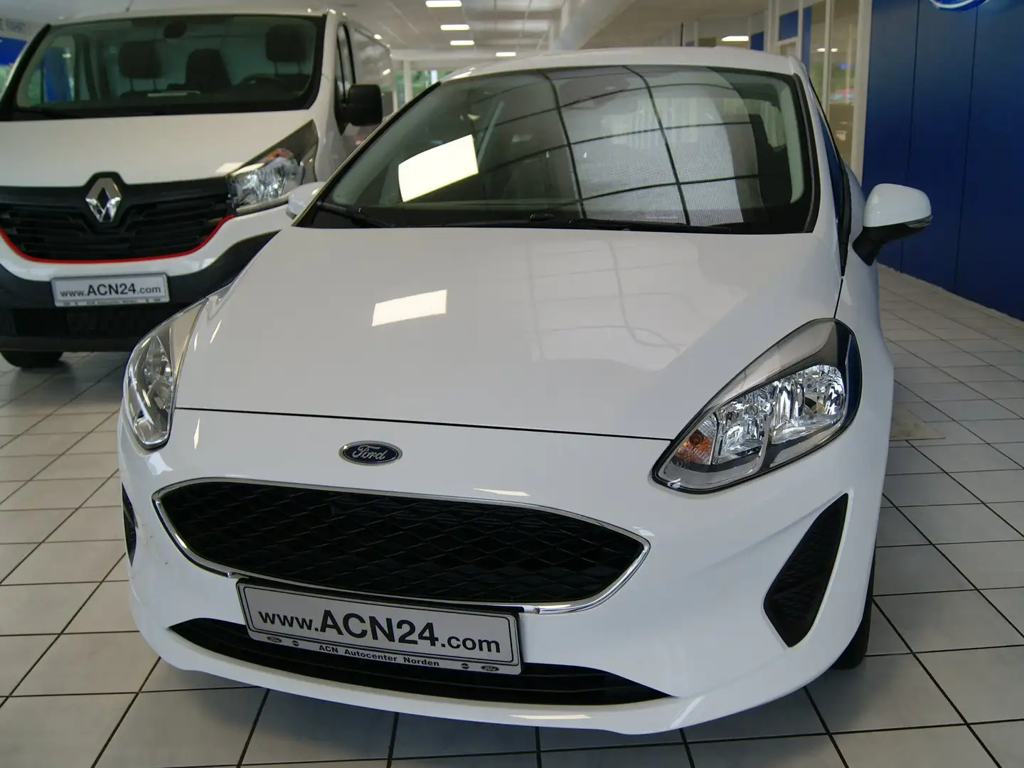Ford Fiesta Trend Blanc - 1