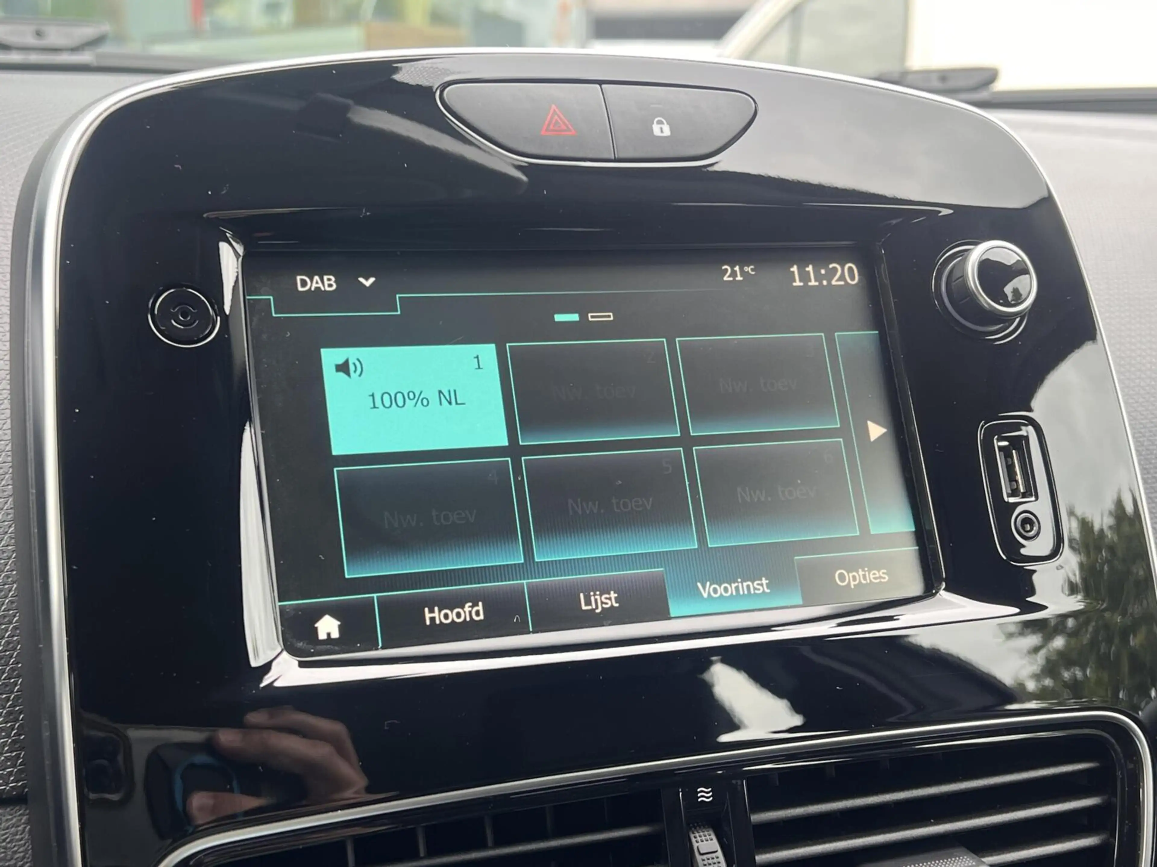 Renault Clio 0.9 TCe Intens 5 Deurs Airco Clima Cruise Dealer — photo 28