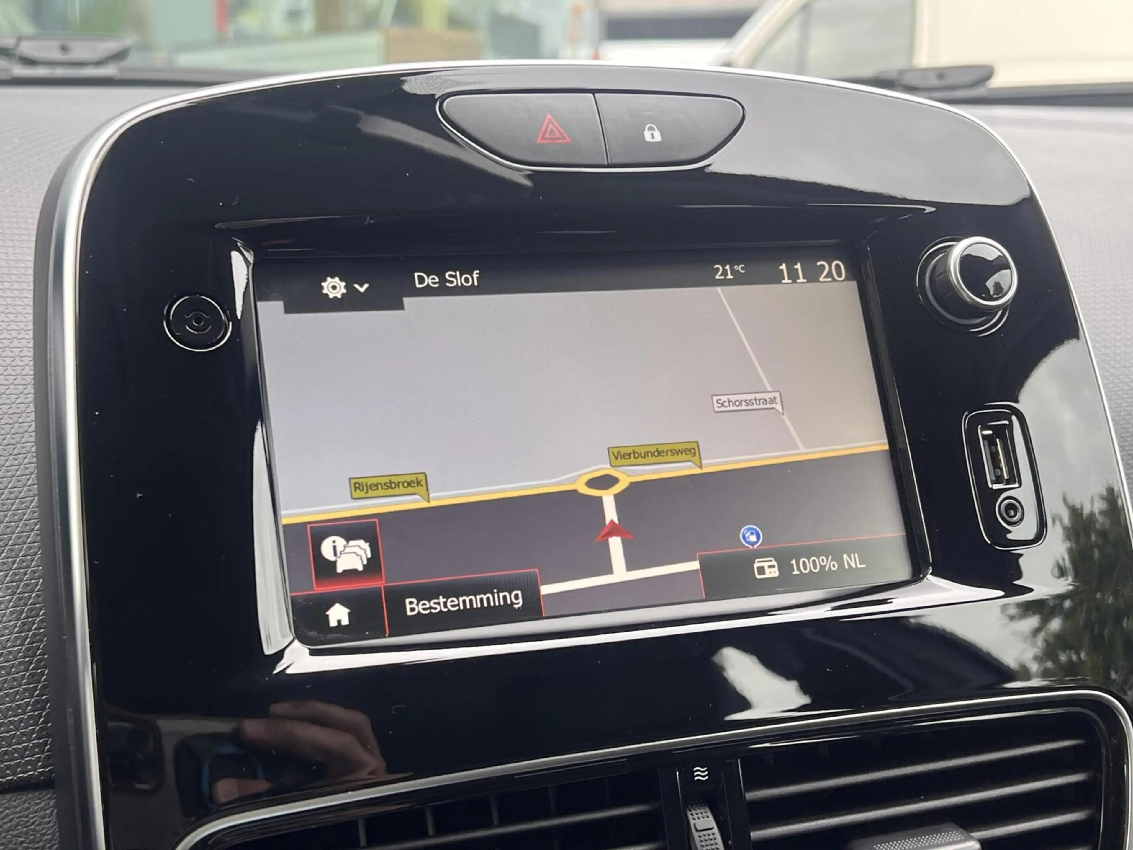 Renault Clio 0.9 TCe Intens 5 Deurs Airco Clima Cruise Dealer — photo 31