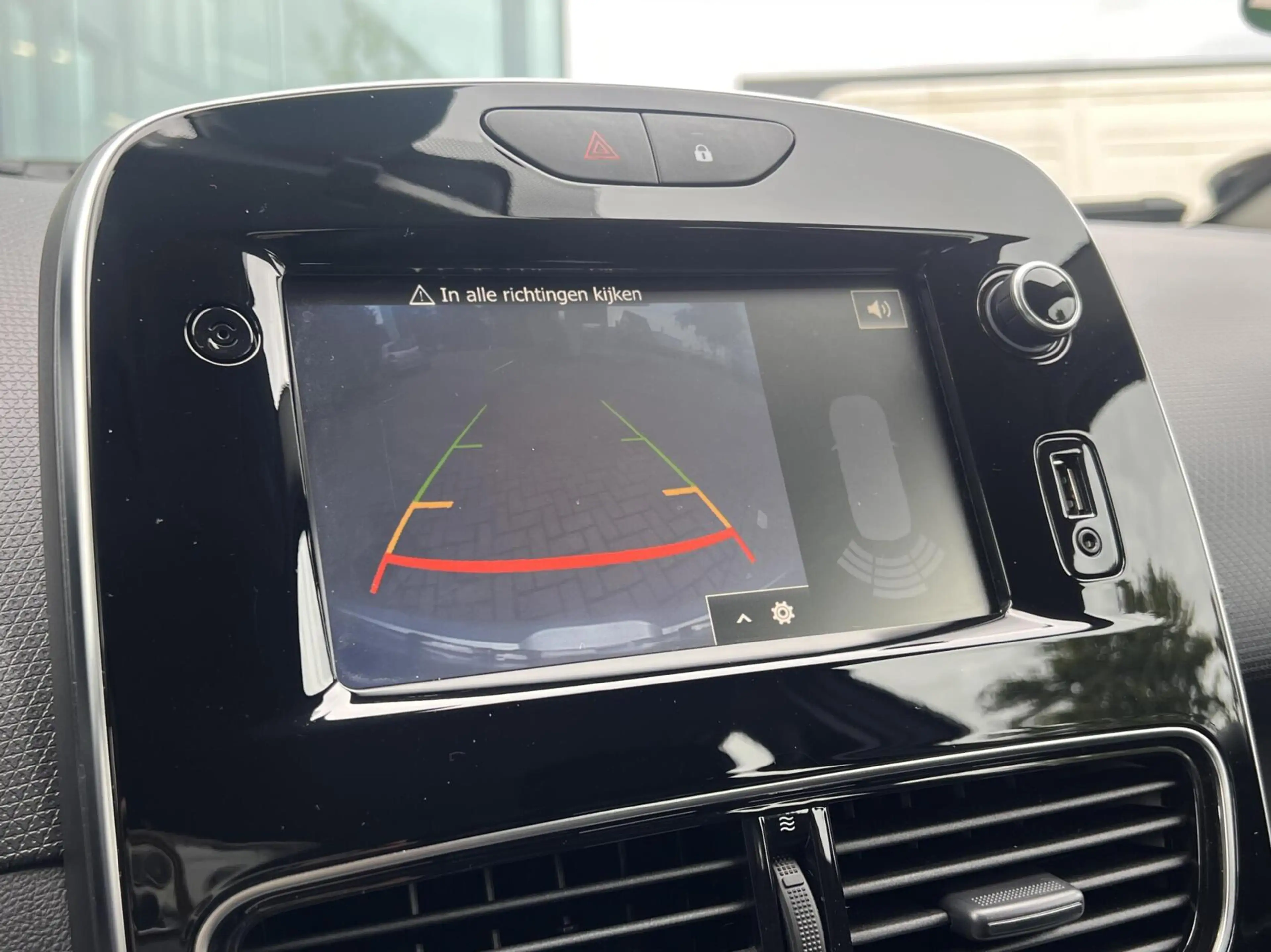 Renault Clio 0.9 TCe Intens 5 Deurs Airco Clima Cruise Dealer — photo 33