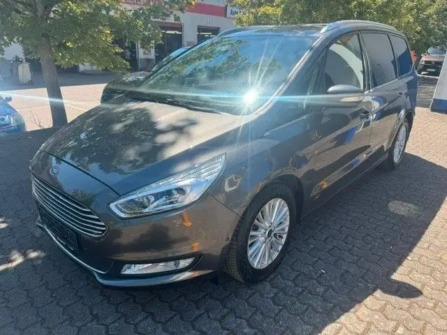 Ford Galaxy Titanium AWD LEDER 7 SITZER LED KAMERA