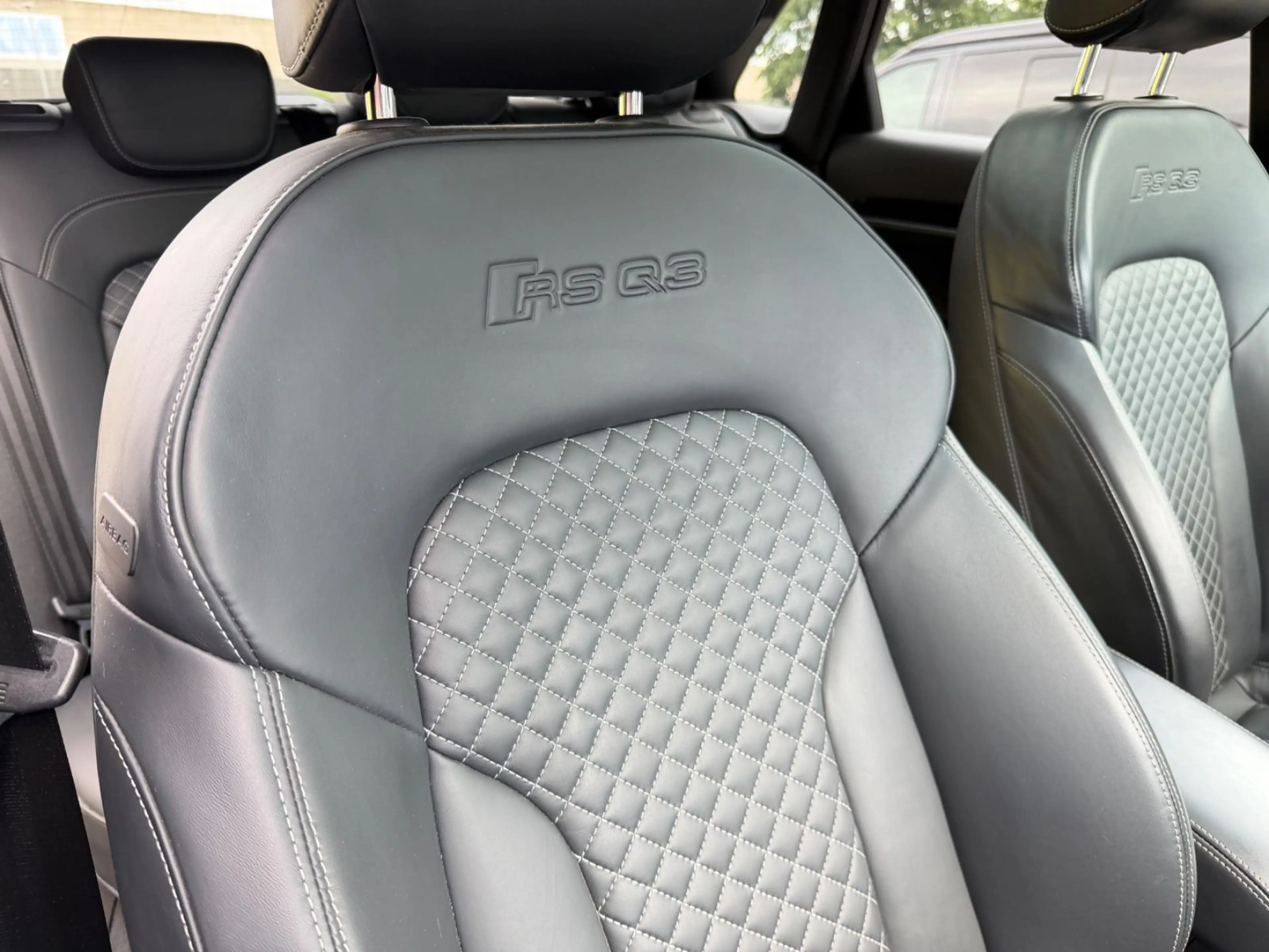 Audi RS Q3 2.5 TFSI quattro Navi Leder Pano Bose — photo 15