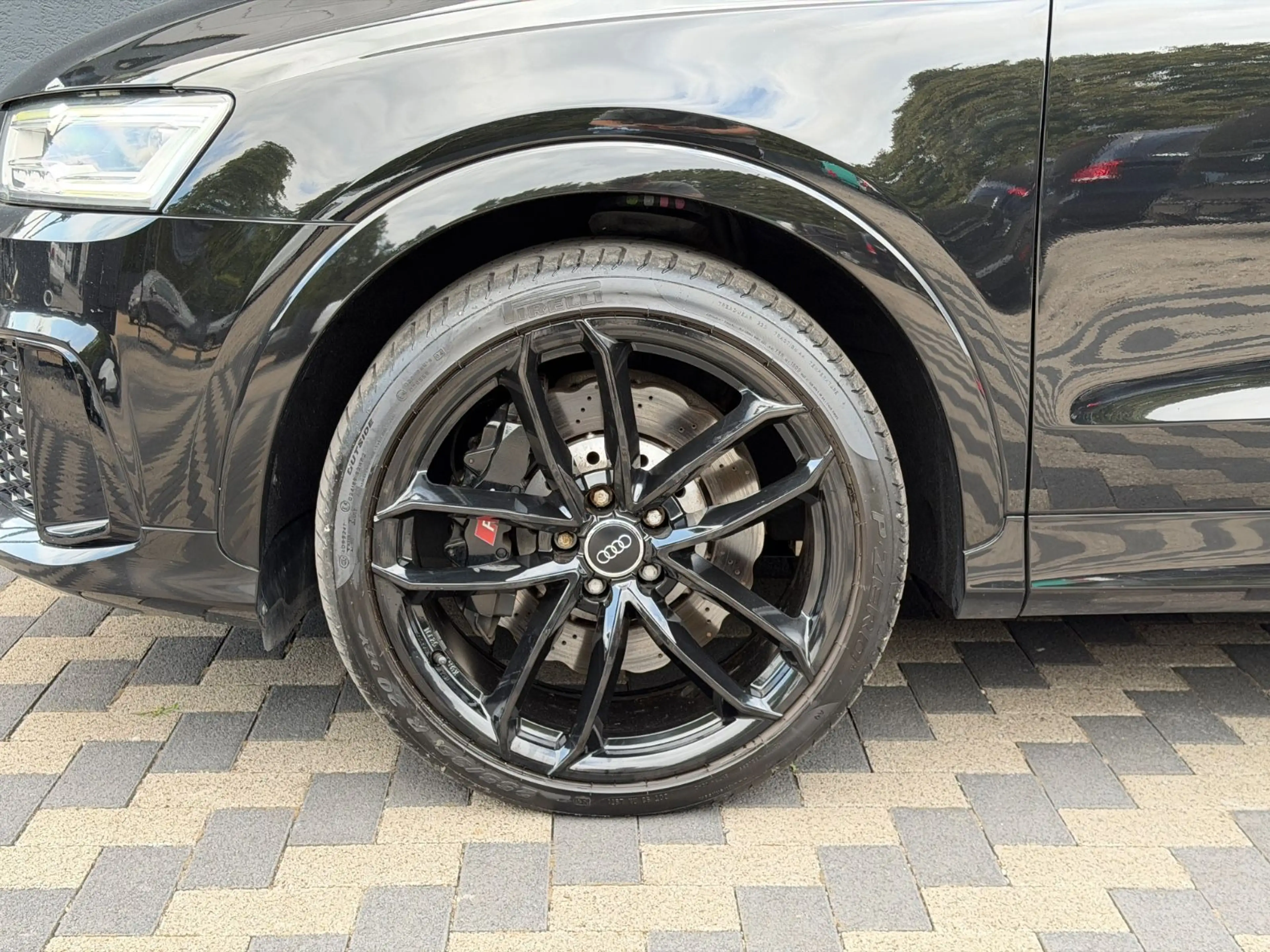 Audi RS Q3 2.5 TFSI quattro Navi Leder Pano Bose — photo 7