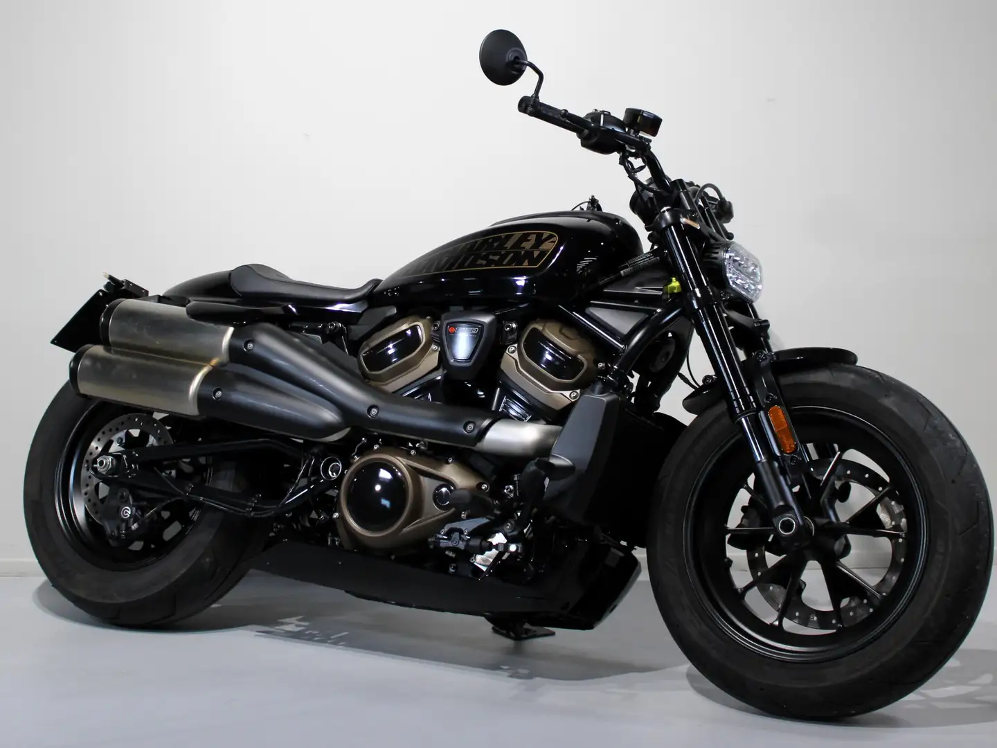 Harley-Davidson Sportster S - 2