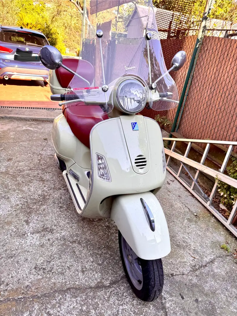 Vespa GT 200 Granturismo Beige - 1