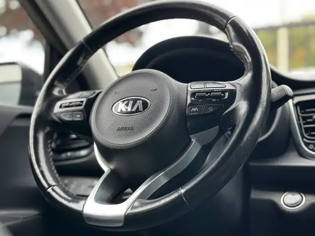 Kia Rio view 18
