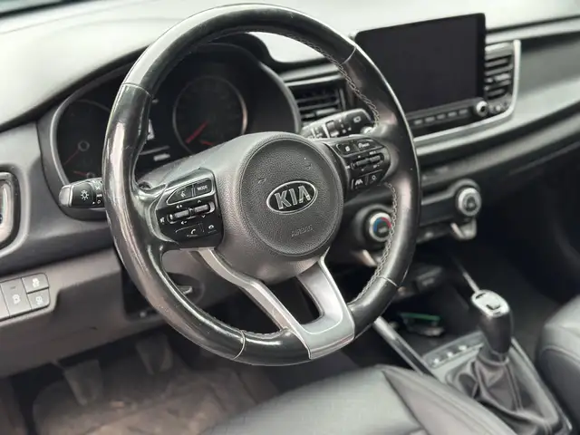 Kia Rio view 11