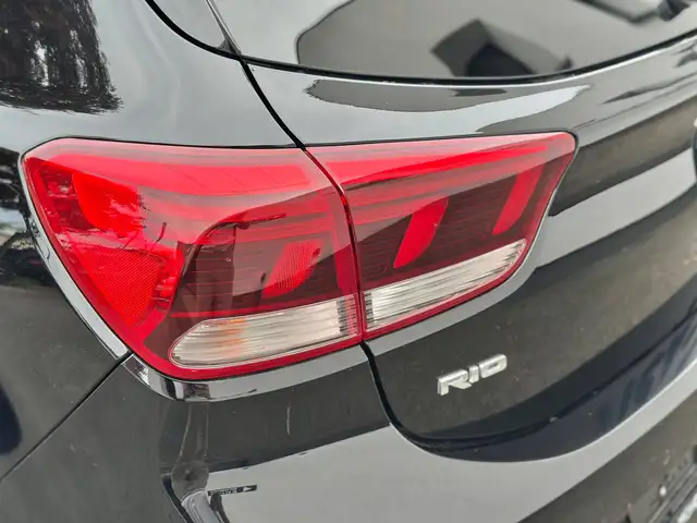 Kia Rio view 22