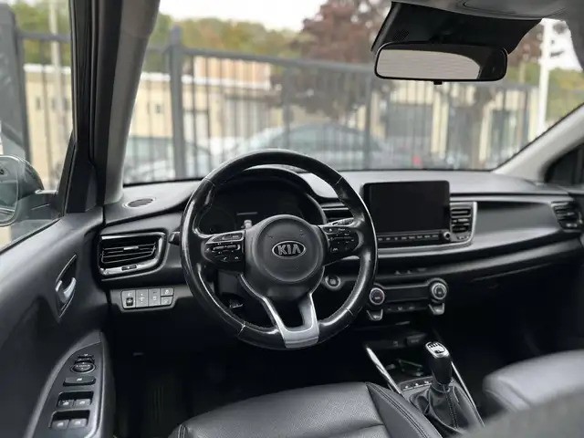 Kia Rio view 8
