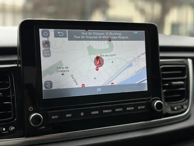 Kia Rio view 12