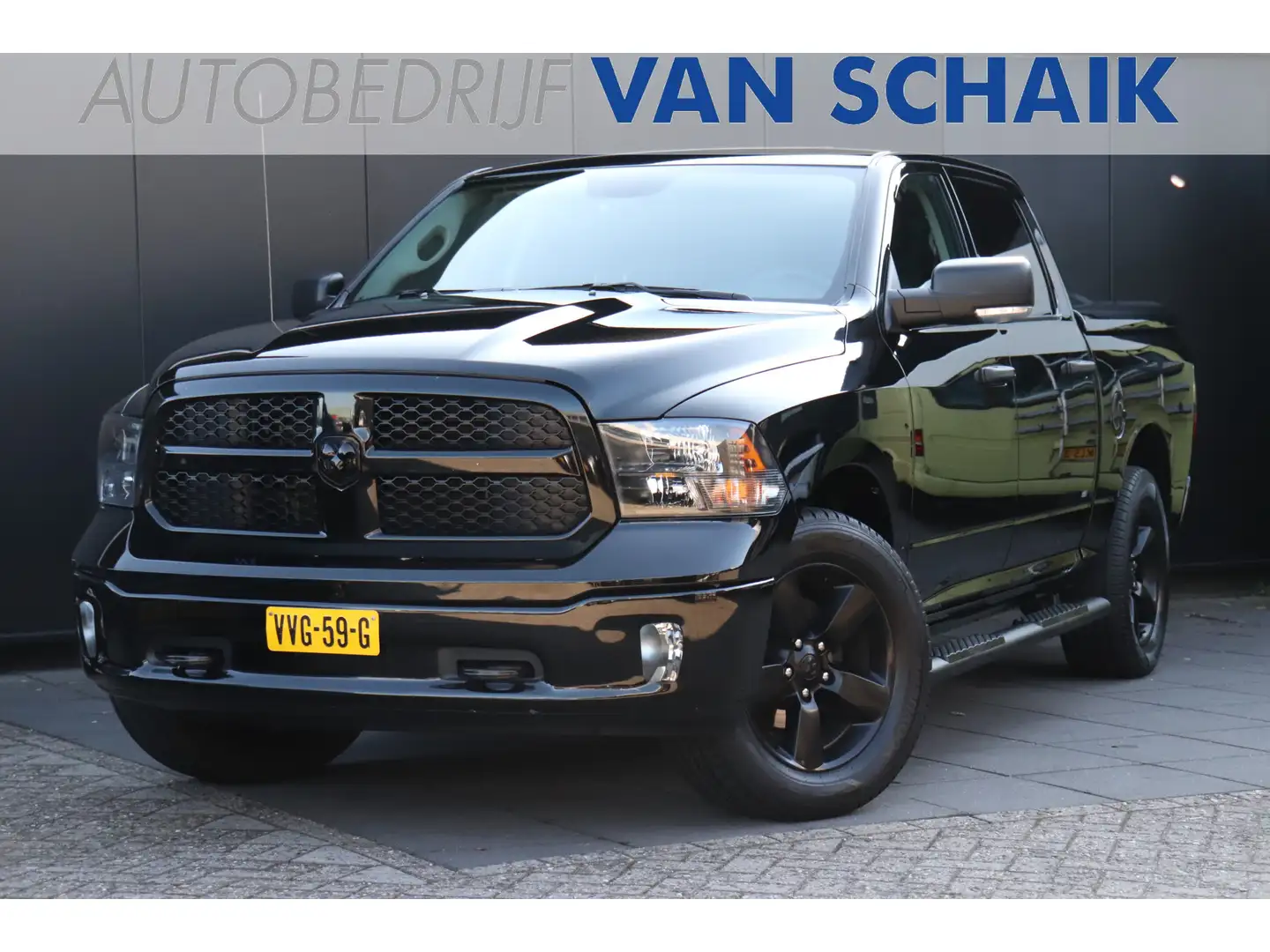 Dodge RAM 1500 V8 407 PK | LPG- DUBBELE TANK | LEDER | ALPIN Zwart - 1