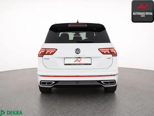 Volkswagen Tiguan Allspace view 4