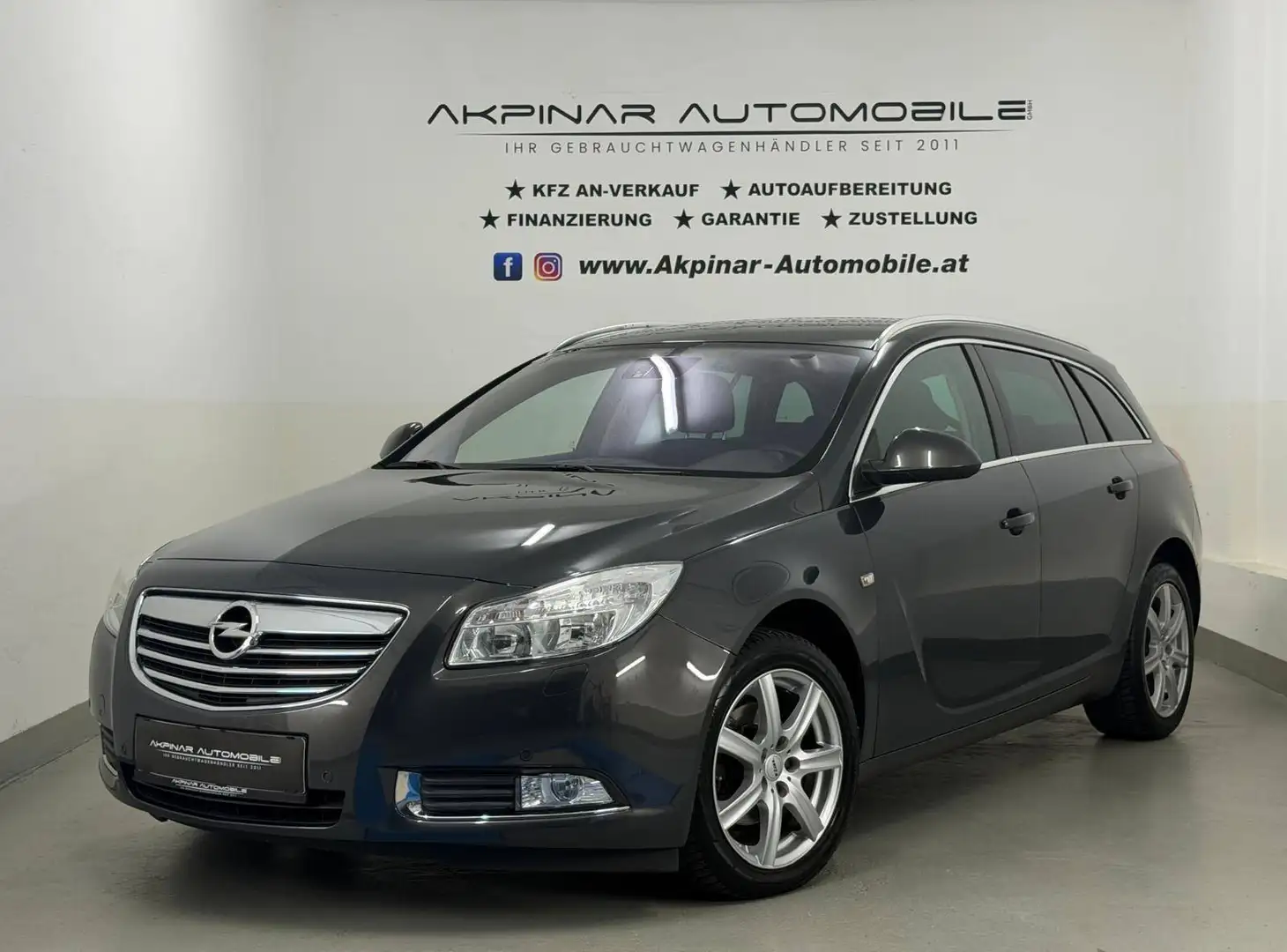 Opel Insignia 2,0 Edition CDTI ecoflex NAVI - AHK - SHZ Grau - 1