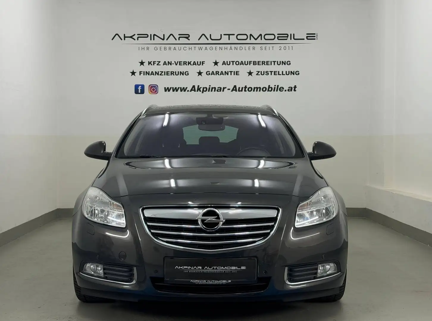Opel Insignia 2,0 Edition CDTI ecoflex NAVI - AHK - SHZ Grau - 2