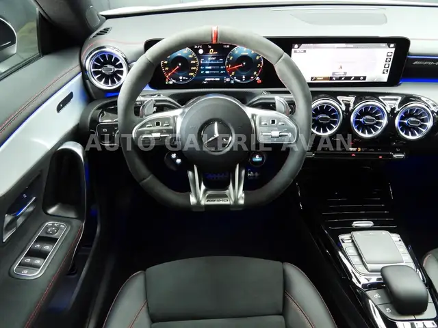 Mercedes-Benz CLA view 13