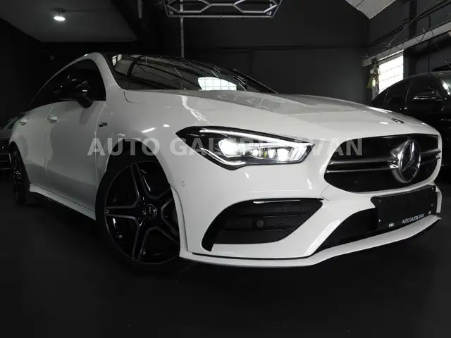Mercedes-Benz CLA view 2