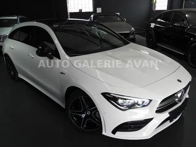 Mercedes-Benz CLA view 3