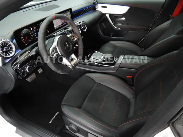 Mercedes-Benz CLA view 11