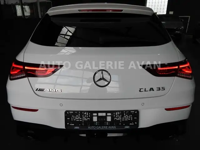 Mercedes-Benz CLA view 5