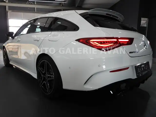 Mercedes-Benz CLA view 9