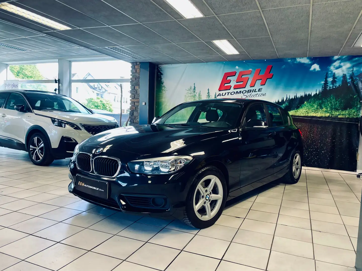 BMW 118 118 dA Boite Automatique/GPS/ GARANTIE 12 MOIS Noir - 1