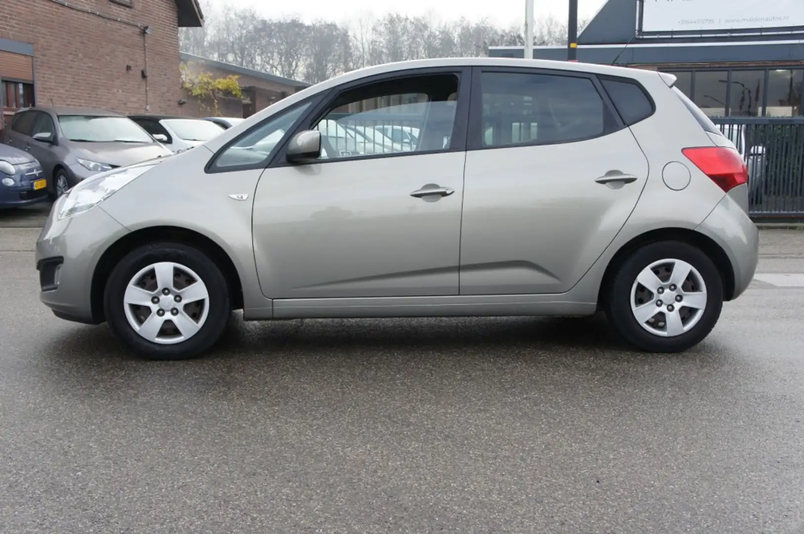 Kia Venga 1.4 CVVT 20TH ANNIV. 1eEIG TREKHAAK/NAVI/CRUISECON Gris - 2