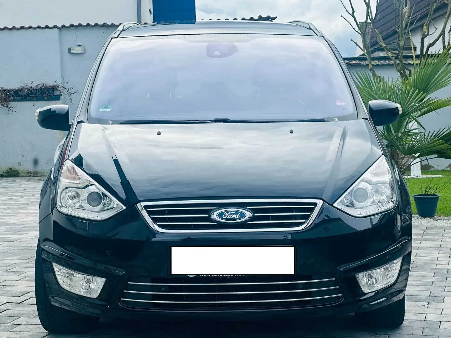 Ford Galaxy Titanium *200 PS *Automatik*7 Sitzer* ACC*AHK* Чорний - 2